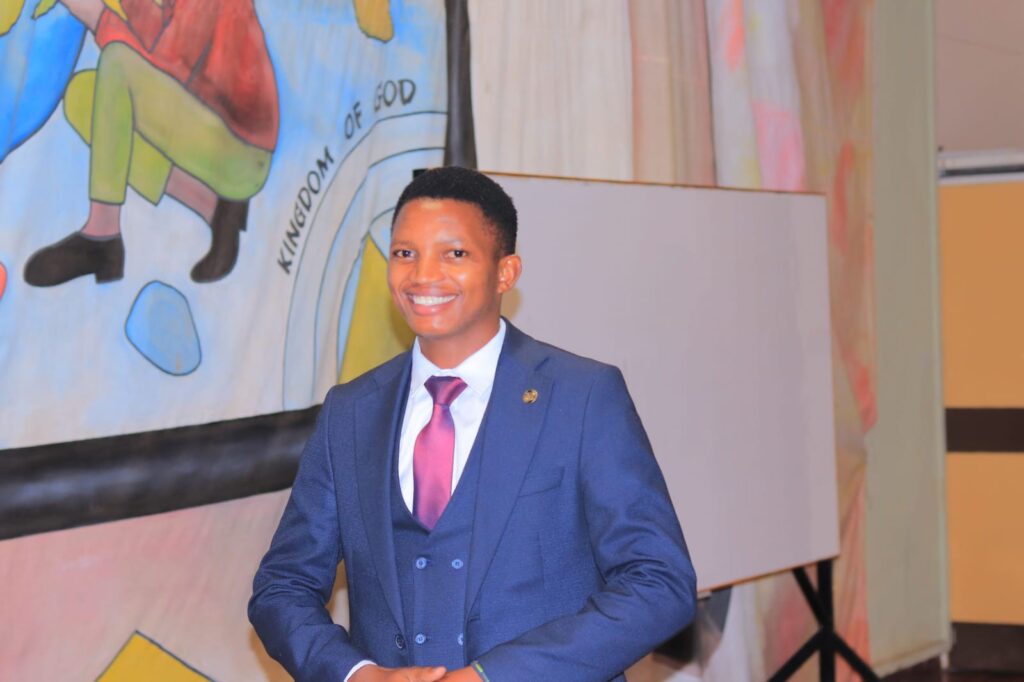 Jonathan Ndolo